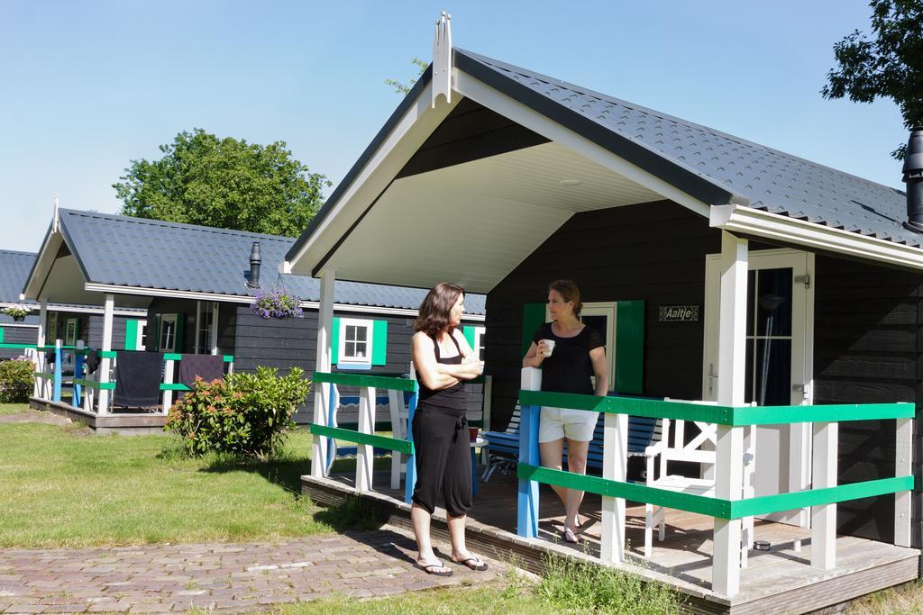 Familiecamping De Vossenburcht IJhorst Kamer foto