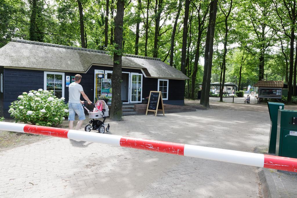 Familiecamping De Vossenburcht IJhorst Buitenkant foto